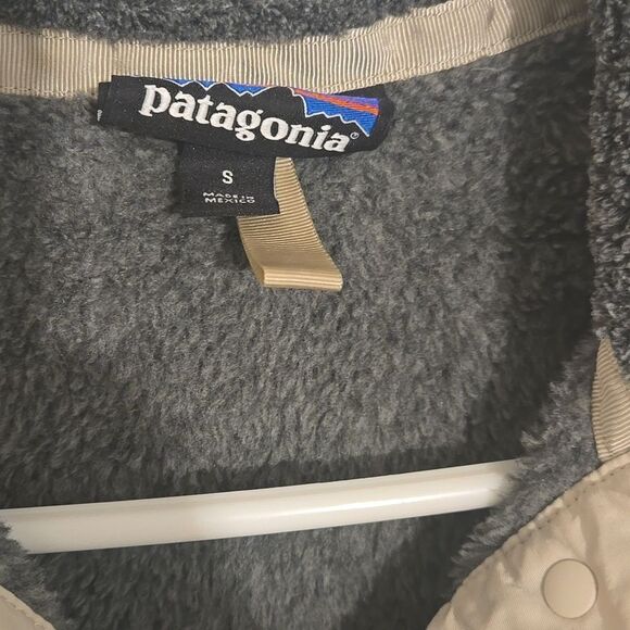 Patagonia Gray Fleece Pullover - Picture 3 of 6